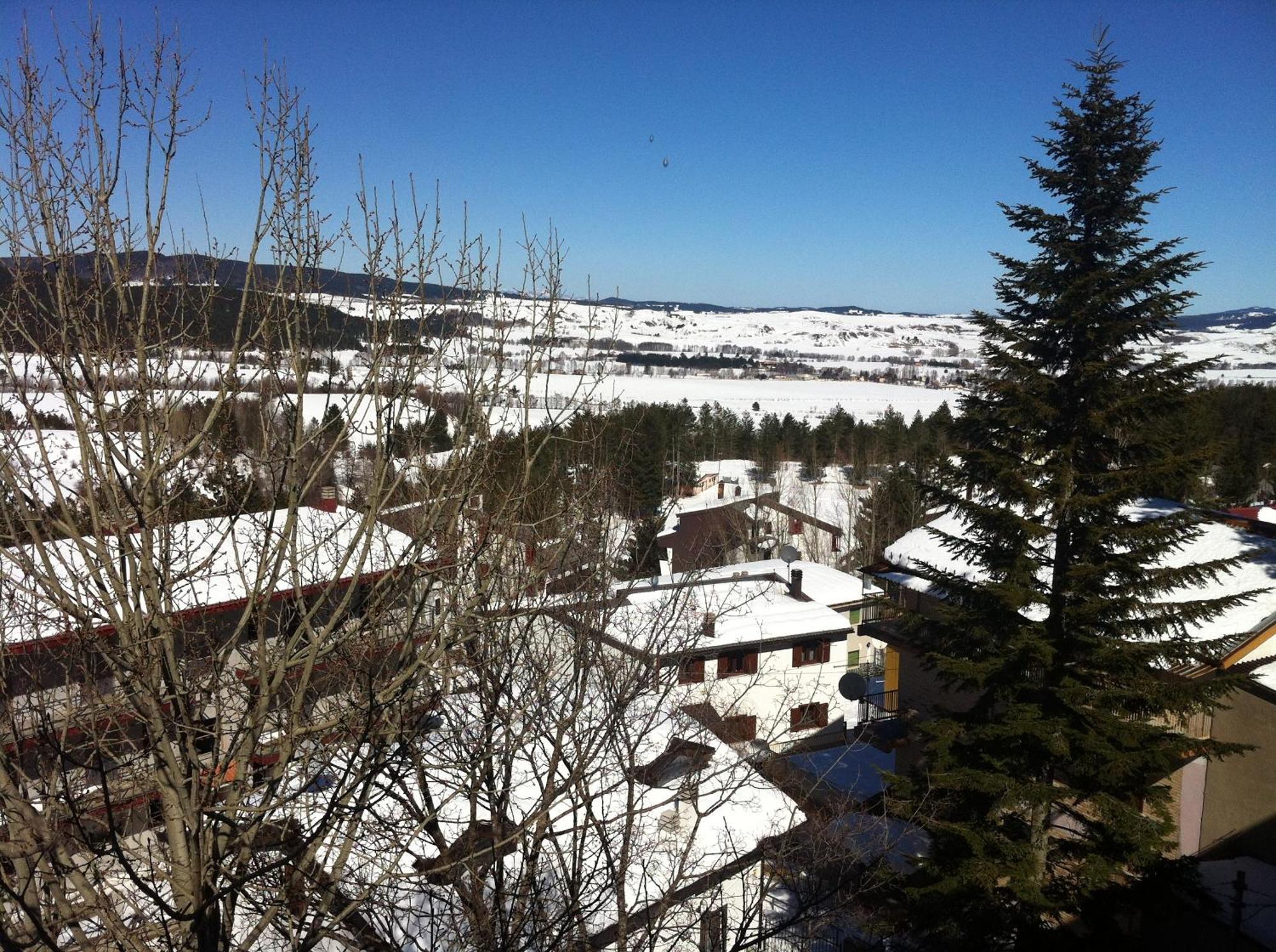 Hotel Meranda Камилятело Силано Екстериор снимка