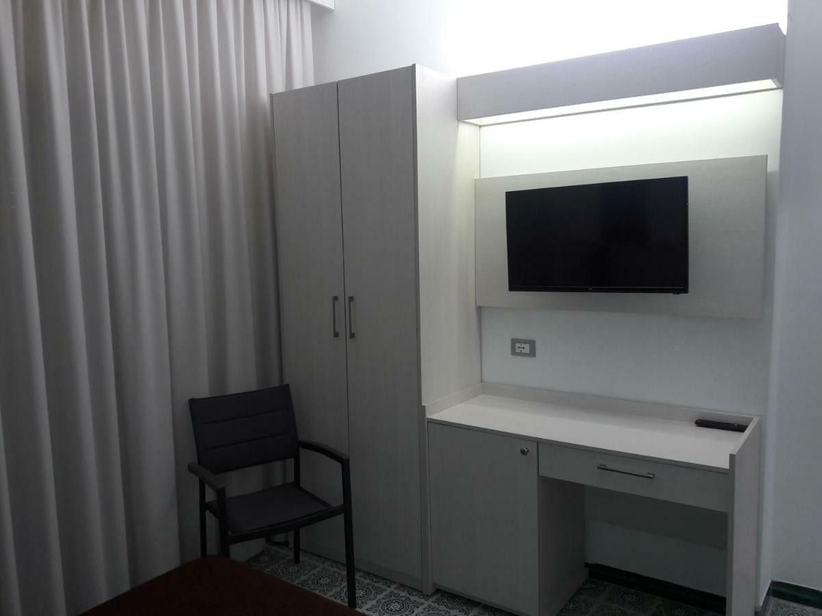 Hotel Meranda Камилятело Силано Екстериор снимка